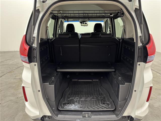 フリード＋ハイブリッド ハイブリッドＥＸ　純正ナビ　デジタルルームミラー　両側パワースライドドア　ＥＴＣ　ドライブレコーダー　バックカメラ　レーダークルーズコントロール　衝突軽減被害システム　レーンキープ　シートヒーター　純正１５インチＡＷ（16枚目）