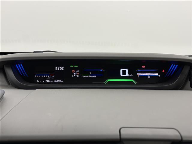 フリード＋ハイブリッド ハイブリッドＥＸ　純正ナビ　デジタルルームミラー　両側パワースライドドア　ＥＴＣ　ドライブレコーダー　バックカメラ　レーダークルーズコントロール　衝突軽減被害システム　レーンキープ　シートヒーター　純正１５インチＡＷ（21枚目）