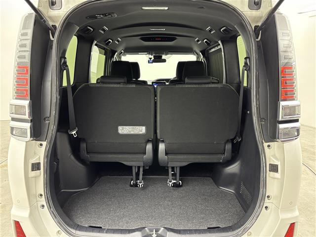 ヴォクシー ZS 煌II ワンオーナー 純正9型ナビ バックカメラ ビルトインETC 前後ドラレコ クルーズコントロール コーナーセンサー 衝突軽減ブレーキ レーンキープ アクセル踏み間違い防止 両側電動スライドドア LED(16枚目)