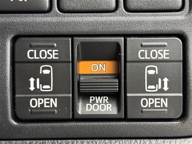 ヴォクシー ZS 煌II ワンオーナー 純正9型ナビ バックカメラ ビルトインETC 前後ドラレコ クルーズコントロール コーナーセンサー 衝突軽減ブレーキ レーンキープ アクセル踏み間違い防止 両側電動スライドドア LED(29枚目)