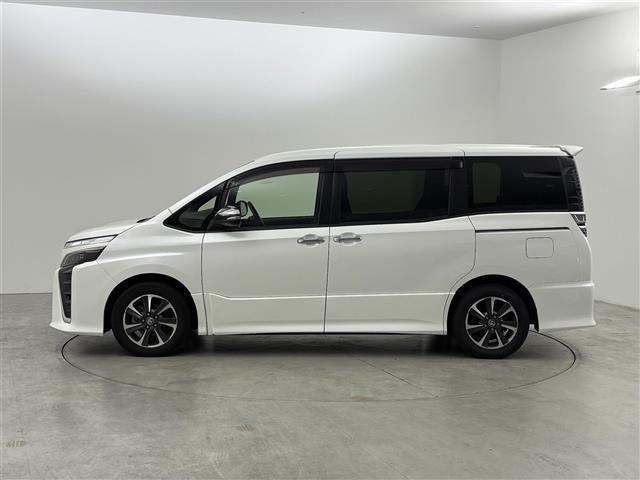 ヴォクシー ZS 煌II ワンオーナー 純正9型ナビ バックカメラ ビルトインETC 前後ドラレコ クルーズコントロール コーナーセンサー 衝突軽減ブレーキ レーンキープ アクセル踏み間違い防止 両側電動スライドドア LED(39枚目)