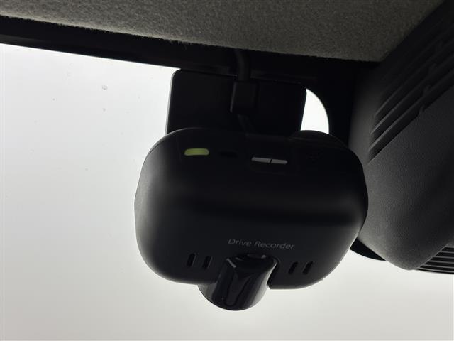 スペーシアギア ハイブリッドXZ ターボ 純正8型ナビ/フルセグTV 全方位カメラ ビルトインETC 前方ドラレコ レーダークルコン コーナーセンサー 衝突軽減ブレーキ レーンキープ 両側電動スライドドア シートヒーター ルーフレール LED(13枚目)