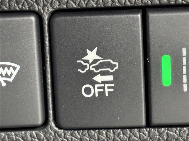 フリード Gブラックスタイル ワンオーナー 後席モニター 社外ナビ/フルセグTV バックカメラ ETC 前後ドラレコ レーダークルコン 衝突被害軽減ブレーキ レーンキープ アイドリングストップ 両側電動スライドドア シートヒーター(10枚目)