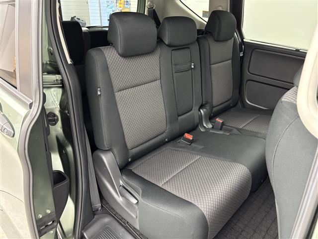 フリード Gブラックスタイル ワンオーナー 後席モニター 社外ナビ/フルセグTV バックカメラ ETC 前後ドラレコ レーダークルコン 衝突被害軽減ブレーキ レーンキープ アイドリングストップ 両側電動スライドドア シートヒーター(15枚目)