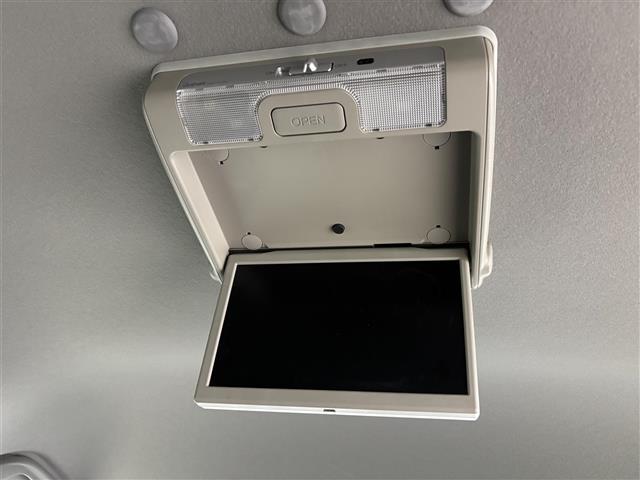 ステップワゴンスパーダ e:HEVスパーダ G・EX ホンダセンシング 後席モニター 社外10型ナビ わくわくゲート ETC2.0 レーダークルーズコントロール ホンダセンシング 衝突被害軽減ブレーキ レーンキープ 両側電動スライドドア ハーフレザーシート シートヒーター(3枚目)