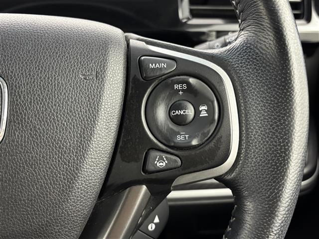 ステップワゴンスパーダ e:HEVスパーダ G・EX ホンダセンシング 後席モニター 社外10型ナビ わくわくゲート ETC2.0 レーダークルーズコントロール ホンダセンシング 衝突被害軽減ブレーキ レーンキープ 両側電動スライドドア ハーフレザーシート シートヒーター(7枚目)