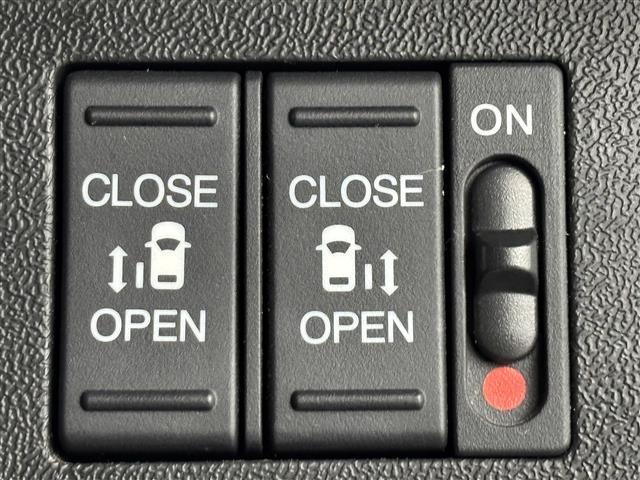 ステップワゴンスパーダ e:HEVスパーダ G・EX ホンダセンシング 後席モニター 社外10型ナビ わくわくゲート ETC2.0 レーダークルーズコントロール ホンダセンシング 衝突被害軽減ブレーキ レーンキープ 両側電動スライドドア ハーフレザーシート シートヒーター(10枚目)