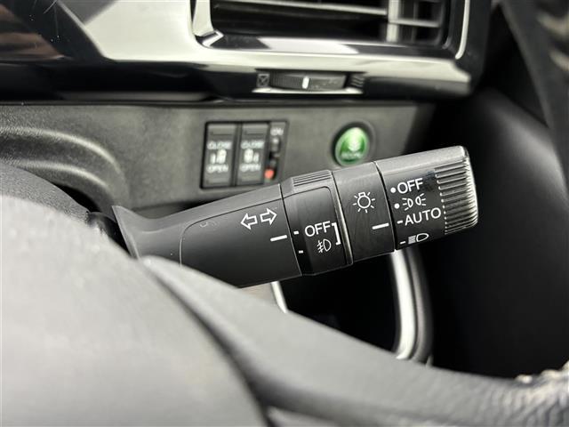 ステップワゴンスパーダ e:HEVスパーダ G・EX ホンダセンシング 後席モニター 社外10型ナビ わくわくゲート ETC2.0 レーダークルーズコントロール ホンダセンシング 衝突被害軽減ブレーキ レーンキープ 両側電動スライドドア ハーフレザーシート シートヒーター(25枚目)