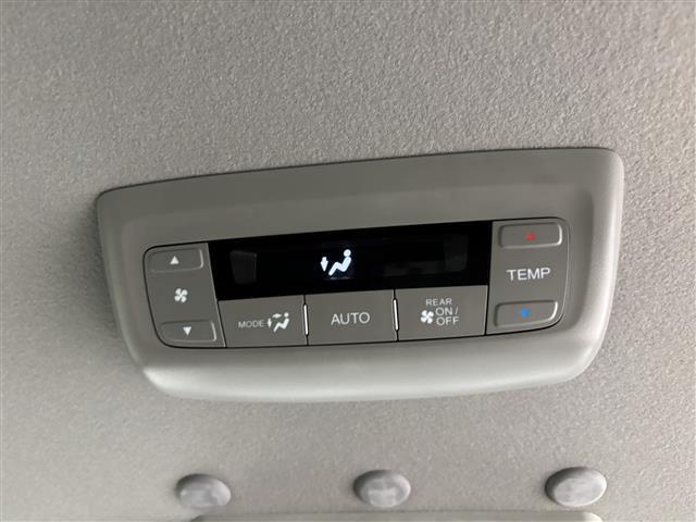 ステップワゴンスパーダ e:HEVスパーダ G・EX ホンダセンシング 後席モニター 社外10型ナビ わくわくゲート ETC2.0 レーダークルーズコントロール ホンダセンシング 衝突被害軽減ブレーキ レーンキープ 両側電動スライドドア ハーフレザーシート シートヒーター(33枚目)
