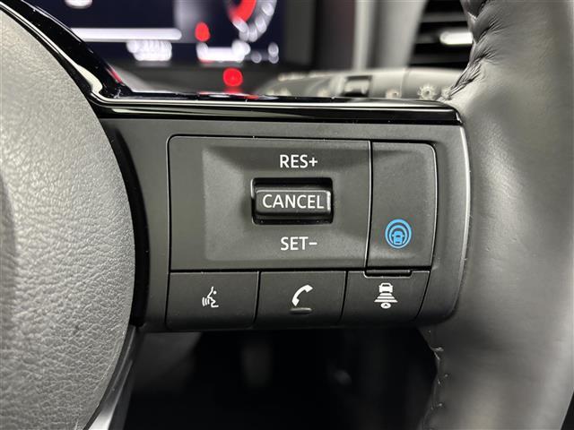 エクストレイル G e-4ORCE サンルーフ 純正9型ナビ/バックカメラ BOSE ワイヤレス充電 デジタルルームミラー プロパイ エマージェンシーブレーキ レーンキープ プロパイロットパーキング シートヒーター パワーバックドア(9枚目)