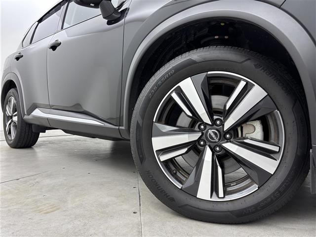 エクストレイル G e-4ORCE サンルーフ 純正9型ナビ/バックカメラ BOSE ワイヤレス充電 デジタルルームミラー プロパイ エマージェンシーブレーキ レーンキープ プロパイロットパーキング シートヒーター パワーバックドア(18枚目)