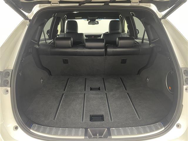 ハリアー プレミアム メタル アンド レザーパッケージ 純正ナビ/フルセグTV バックカメラ JBL ETC レーダークルコン コーナーセンサー 衝突被害軽減 レーンキープ シートベンチレーション/ヒーター シートメモリー付きパワーシート パワーバックドア(16枚目)