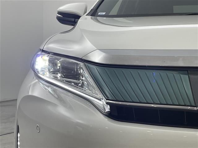 ハリアー プレミアム メタル アンド レザーパッケージ 純正ナビ/フルセグTV バックカメラ JBL ETC レーダークルコン コーナーセンサー 衝突被害軽減 レーンキープ シートベンチレーション/ヒーター シートメモリー付きパワーシート パワーバックドア(17枚目)