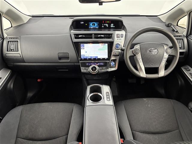 プリウスアルファ S 純正ナビ/フルセグTV バックカメラ ビルトインETC レーダークルーズコントロール レーンキープ オートマチックハイビーム プッシュスタート 電動格納式ドアミラー ステアリングリモコン LEDライト(2枚目)