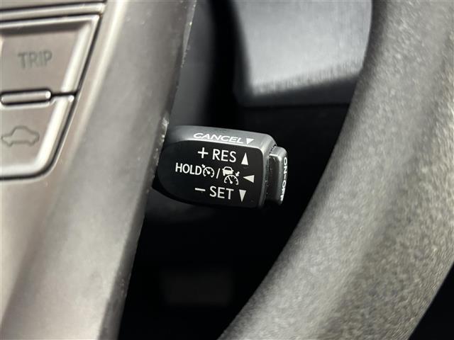 プリウスアルファ S 純正ナビ/フルセグTV バックカメラ ビルトインETC レーダークルーズコントロール レーンキープ オートマチックハイビーム プッシュスタート 電動格納式ドアミラー ステアリングリモコン LEDライト(8枚目)