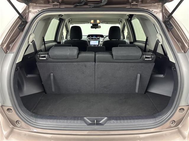 プリウスアルファ S 純正ナビ/フルセグTV バックカメラ ビルトインETC レーダークルーズコントロール レーンキープ オートマチックハイビーム プッシュスタート 電動格納式ドアミラー ステアリングリモコン LEDライト(16枚目)