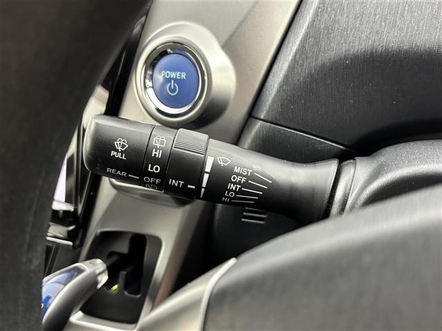 プリウスアルファ S 純正ナビ/フルセグTV バックカメラ ビルトインETC レーダークルーズコントロール レーンキープ オートマチックハイビーム プッシュスタート 電動格納式ドアミラー ステアリングリモコン LEDライト(25枚目)