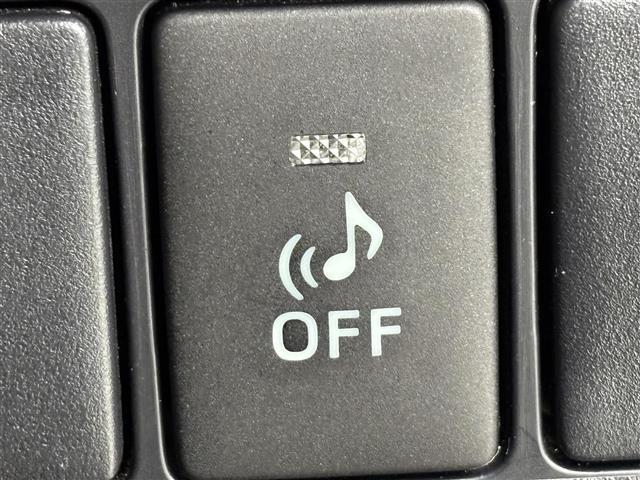 プリウスアルファ S 純正ナビ/フルセグTV バックカメラ ビルトインETC レーダークルーズコントロール レーンキープ オートマチックハイビーム プッシュスタート 電動格納式ドアミラー ステアリングリモコン LEDライト(30枚目)