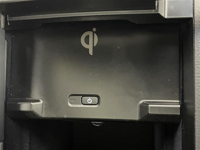 ES ES300h Fスポーツ サンルーフ 純正12.3型ナビ ワイヤレス充電 レクサスセーフティセンス 衝突軽減 レーンキープ アクセル踏み間違い防止 HUD シートベンチレーション/ヒーター ステアリングヒーター パワートランク(12枚目)