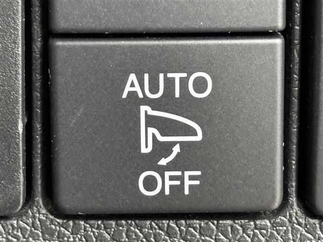 シャトル ハイブリッドX 社外エアロ 社外ナビ/フルセグTV バックカメラ ビルトインETC 前後ドライブレコーダー クルーズコントロール シティブレーキアクティブシステム パドルシフト ハーフレザーシート 無限17インチAW(11枚目)