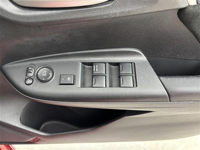 シャトル ハイブリッドX 社外エアロ 社外ナビ/フルセグTV バックカメラ ビルトインETC 前後ドライブレコーダー クルーズコントロール シティブレーキアクティブシステム パドルシフト ハーフレザーシート 無限17インチAW(32枚目)