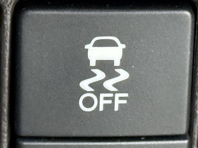 N-ONE セレクト 社外ナビ/TV/BT ETC フロントドライブレコーダー バックカメラ 横滑り防止装置 シートヒーター アイドリングストップ ハーフレザーシート ECONモード プッシュスタート ステアリングスイッチ(9枚目)