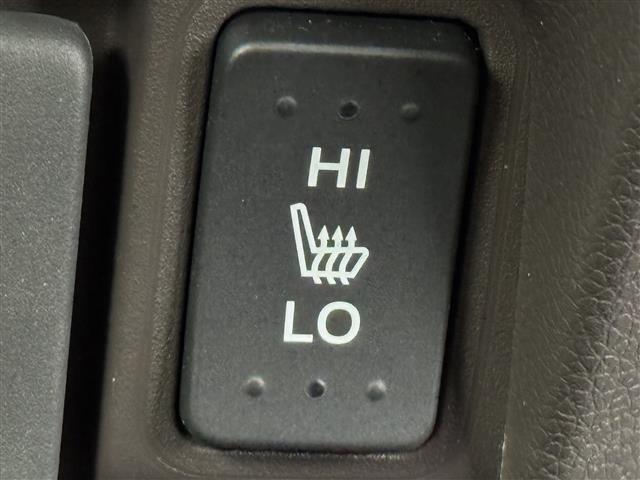 N-ONE セレクト 社外ナビ/TV/BT ETC フロントドライブレコーダー バックカメラ 横滑り防止装置 シートヒーター アイドリングストップ ハーフレザーシート ECONモード プッシュスタート ステアリングスイッチ(10枚目)