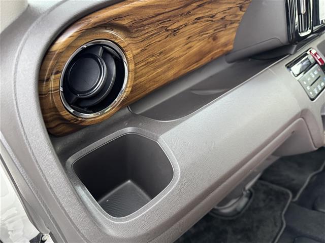 N-ONE セレクト 社外ナビ/TV/BT ETC フロントドライブレコーダー バックカメラ 横滑り防止装置 シートヒーター アイドリングストップ ハーフレザーシート ECONモード プッシュスタート ステアリングスイッチ(32枚目)