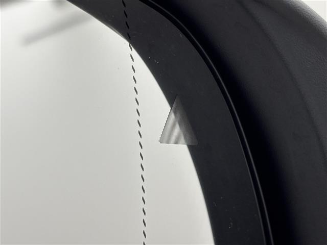 ジープ・コマンダー リミテッド 純正ナビ/フルセグTV 全方位カメラ ETC2.0 レーダークルコン コーナーセンサー 衝突軽減 レーンキープ ブラインドスポットモニター パーキングアシスト ヒルディセントコントロール 本革シート(6枚目)