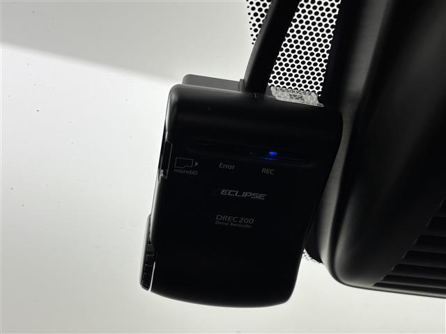 ノート ｅ－パワー　Ｘ　社外ナビ　バックカメラ　ＥＴＣ　前方ドライブレコーダー　エマージェンシーブレーキ　車線逸脱防止支援システム　横滑り防止装置　車両接近通報装置　プッシュスタート　電動格納式ドアミラー　純正フロアマット（13枚目）