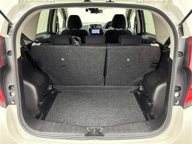ノート ｅ－パワー　Ｘ　社外ナビ　バックカメラ　ＥＴＣ　前方ドライブレコーダー　エマージェンシーブレーキ　車線逸脱防止支援システム　横滑り防止装置　車両接近通報装置　プッシュスタート　電動格納式ドアミラー　純正フロアマット（16枚目）