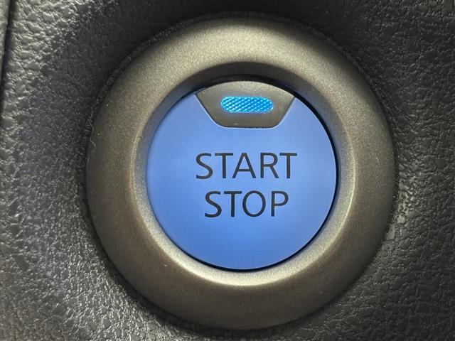 ノート ｅ－パワー　Ｘ　社外ナビ　バックカメラ　ＥＴＣ　前方ドライブレコーダー　エマージェンシーブレーキ　車線逸脱防止支援システム　横滑り防止装置　車両接近通報装置　プッシュスタート　電動格納式ドアミラー　純正フロアマット（21枚目）