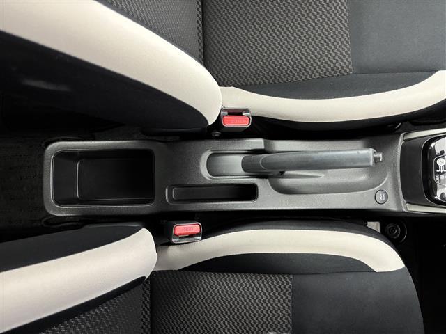 ノート ｅ－パワー　Ｘ　社外ナビ　バックカメラ　ＥＴＣ　前方ドライブレコーダー　エマージェンシーブレーキ　車線逸脱防止支援システム　横滑り防止装置　車両接近通報装置　プッシュスタート　電動格納式ドアミラー　純正フロアマット（29枚目）