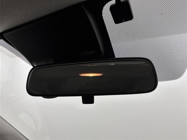 ノート ｅ－パワー　Ｘ　社外ナビ　バックカメラ　ＥＴＣ　前方ドライブレコーダー　エマージェンシーブレーキ　車線逸脱防止支援システム　横滑り防止装置　車両接近通報装置　プッシュスタート　電動格納式ドアミラー　純正フロアマット（33枚目）