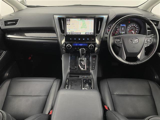 ヴェルファイア ２．５Ｚ　Ｇエディション　サンルーフ　後席モニター　純正１０型ナビ　バックカメラ　レーダークルコン　衝突軽減ブレーキ　レーンキープ　両側電動スライドドア　パワーバックドア　シートベンチレーション／ヒーター　ステアリングヒーター（2枚目）