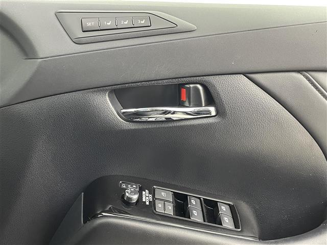 ヴェルファイア ２．５Ｚ　Ｇエディション　サンルーフ　後席モニター　純正１０型ナビ　バックカメラ　レーダークルコン　衝突軽減ブレーキ　レーンキープ　両側電動スライドドア　パワーバックドア　シートベンチレーション／ヒーター　ステアリングヒーター（35枚目）