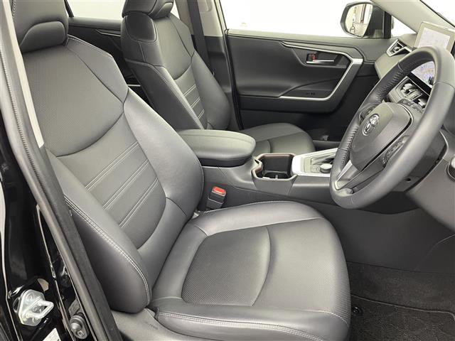 RAV4 G Zパッケージ ワンオーナー 純正10.5型DAナビ 全方位カメラ ワイヤレス充電 デジタルインナーミラー トヨタセーフティセンス アクセル踏み間違い防止 シートベンチレーション/ヒーター パワーバックドア 純正AW(14枚目)