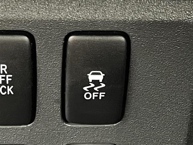 ＦＪクルーザー カラーパッケージ　アルパインナビ／フルセグＴＶ　バックカメラ　ＥＴＣ　クルーズコントロール　コーナーセンサー　リアデフロック　ウインドシールドデアイサー　横滑り防止装置　電動格納式ドアミラー　ＴＲＤアルミホイール（10枚目）