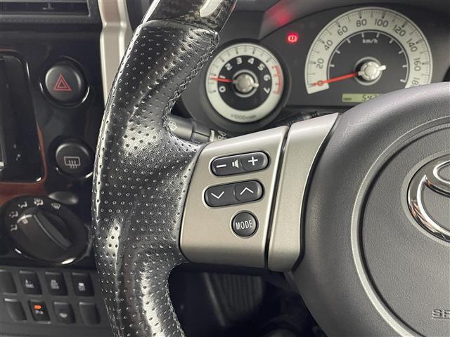 ＦＪクルーザー カラーパッケージ　アルパインナビ／フルセグＴＶ　バックカメラ　ＥＴＣ　クルーズコントロール　コーナーセンサー　リアデフロック　ウインドシールドデアイサー　横滑り防止装置　電動格納式ドアミラー　ＴＲＤアルミホイール（24枚目）