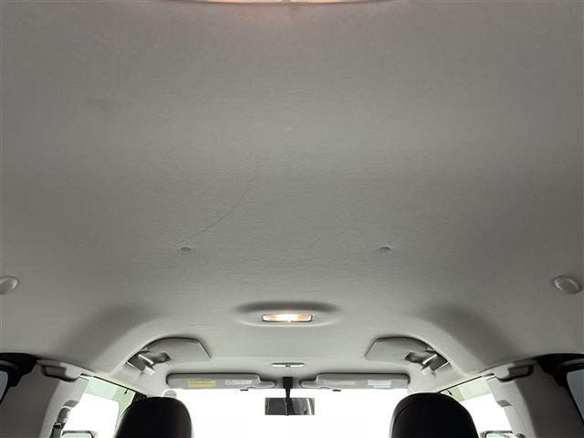 ＦＪクルーザー カラーパッケージ　アルパインナビ／フルセグＴＶ　バックカメラ　ＥＴＣ　クルーズコントロール　コーナーセンサー　リアデフロック　ウインドシールドデアイサー　横滑り防止装置　電動格納式ドアミラー　ＴＲＤアルミホイール（37枚目）