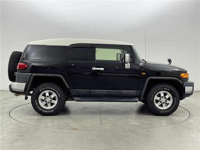 ＦＪクルーザー カラーパッケージ　アルパインナビ／フルセグＴＶ　バックカメラ　ＥＴＣ　クルーズコントロール　コーナーセンサー　リアデフロック　ウインドシールドデアイサー　横滑り防止装置　電動格納式ドアミラー　ＴＲＤアルミホイール（39枚目）