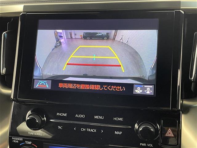 ヴェルファイアハイブリッド ゴールデンアイズＩＩＩ　後席モニター　純正９型ＤＡ　バックカメラ　デジタルルームミラー　ＥＴＣ　トヨタセーフティセンス　アクセル踏み間違い防止　ＢＳＭ　両側電動スライドドア　パワーバックドア　ヒッチメンバー　３眼ＬＥＤライト（7枚目）