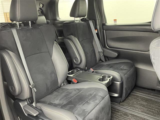 ヴェルファイアハイブリッド ゴールデンアイズＩＩＩ　後席モニター　純正９型ＤＡ　バックカメラ　デジタルルームミラー　ＥＴＣ　トヨタセーフティセンス　アクセル踏み間違い防止　ＢＳＭ　両側電動スライドドア　パワーバックドア　ヒッチメンバー　３眼ＬＥＤライト（15枚目）