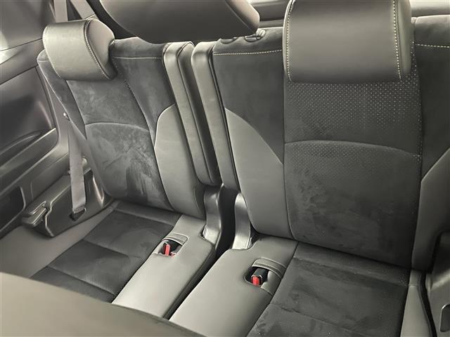 ヴェルファイアハイブリッド ゴールデンアイズＩＩＩ　後席モニター　純正９型ＤＡ　バックカメラ　デジタルルームミラー　ＥＴＣ　トヨタセーフティセンス　アクセル踏み間違い防止　ＢＳＭ　両側電動スライドドア　パワーバックドア　ヒッチメンバー　３眼ＬＥＤライト（38枚目）