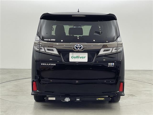 ヴェルファイアハイブリッド ゴールデンアイズＩＩＩ　後席モニター　純正９型ＤＡ　バックカメラ　デジタルルームミラー　ＥＴＣ　トヨタセーフティセンス　アクセル踏み間違い防止　ＢＳＭ　両側電動スライドドア　パワーバックドア　ヒッチメンバー　３眼ＬＥＤライト（43枚目）