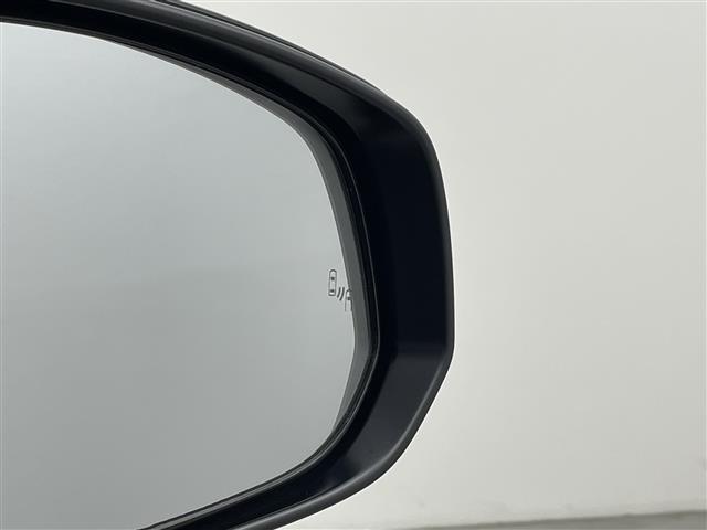 アルファードハイブリッド Z サンルーフ モデリスタエアロ/マフラー 純正14型DAナビ 全方位カメラ ワイヤレス充電 ユニバーサルステップ トヨタセーフティセンス チームメイトアドバンストパーク 両側電動スライドドア 3眼LED(12枚目)