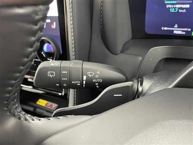 アルファードハイブリッド Z サンルーフ モデリスタエアロ/マフラー 純正14型DAナビ 全方位カメラ ワイヤレス充電 ユニバーサルステップ トヨタセーフティセンス チームメイトアドバンストパーク 両側電動スライドドア 3眼LED(26枚目)