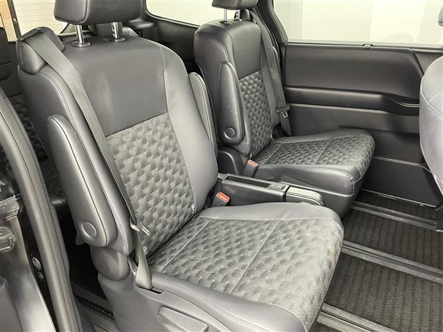 ヴォクシー ハイブリッドＳ－Ｚ　純正１０．５型ＤＡナビ　全方位カメラ　ビルトインＥＴＣ２．０　トヨタセーフティセンス　アクセル踏み間違い防止　ＢＳＭ　パーキングアシスト　シートヒーター　ハーフレザーシート　両側パワースライドドア（15枚目）