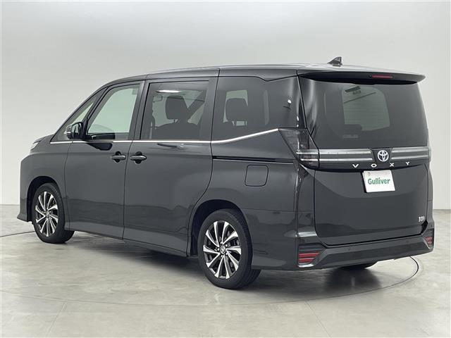 ヴォクシー ハイブリッドＳ－Ｚ　純正１０．５型ＤＡナビ　全方位カメラ　ビルトインＥＴＣ２．０　トヨタセーフティセンス　アクセル踏み間違い防止　ＢＳＭ　パーキングアシスト　シートヒーター　ハーフレザーシート　両側パワースライドドア（20枚目）