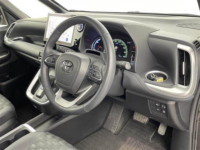 ヴォクシー ハイブリッドＳ－Ｚ　純正１０．５型ＤＡナビ　全方位カメラ　ビルトインＥＴＣ２．０　トヨタセーフティセンス　アクセル踏み間違い防止　ＢＳＭ　パーキングアシスト　シートヒーター　ハーフレザーシート　両側パワースライドドア（23枚目）